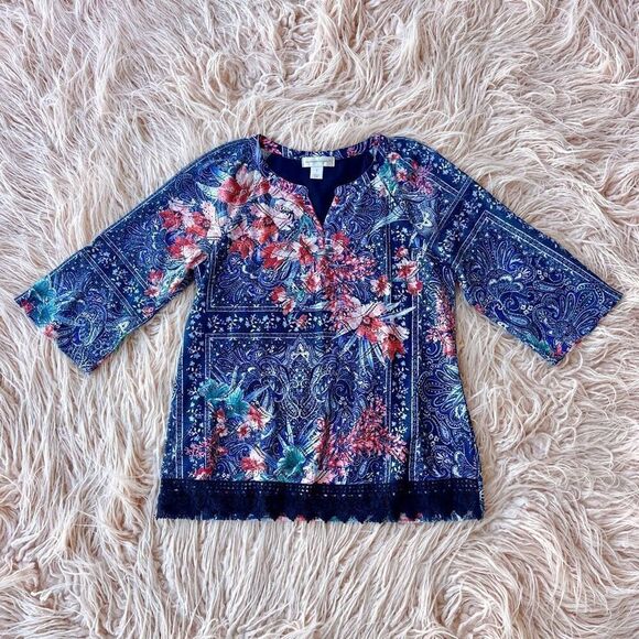 Small Boho Blouse - Picture 1 of 4